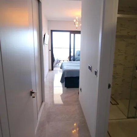 Sunset Waves The View * ベニドルム